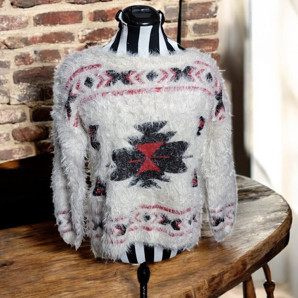 Aztec Style Super Soft and Fuzzy Sweater - Size M - Everleigh (?)